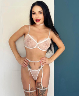 CHARLOTTE LUX