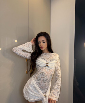  Elena